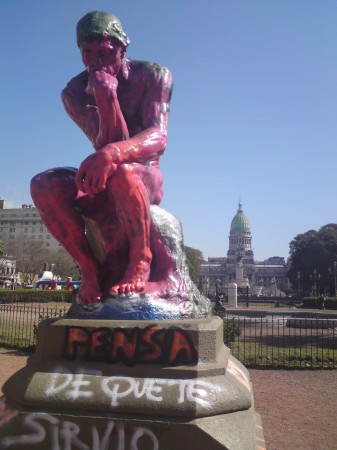 Rodin's Thinker, Plaza de Congreso